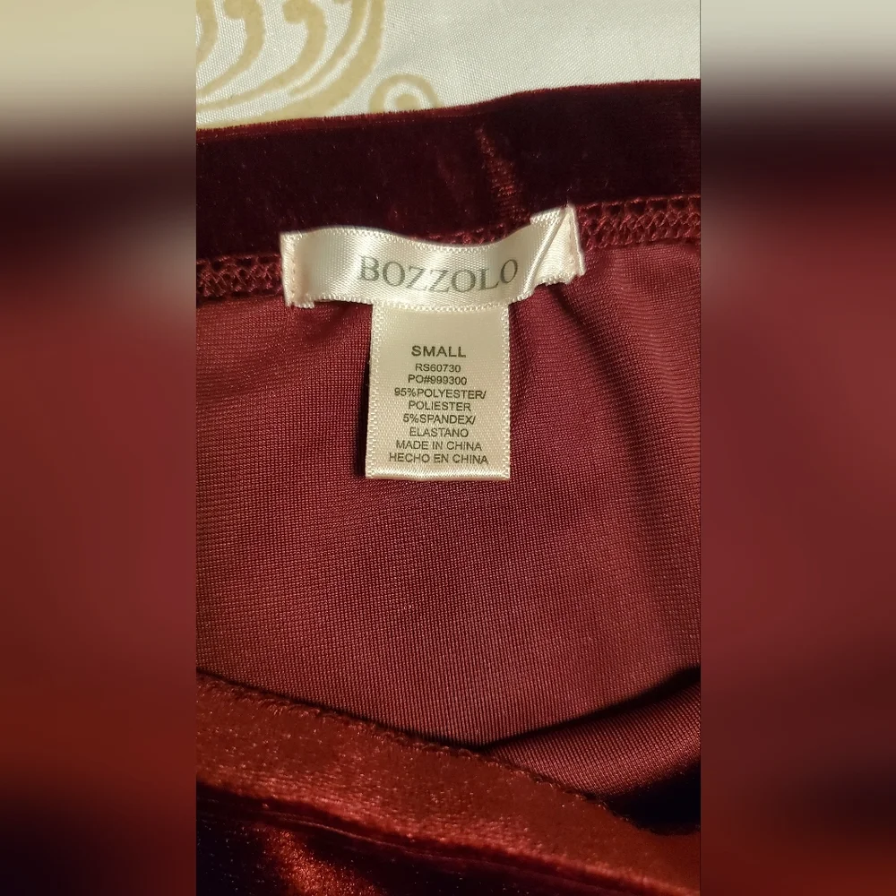 Bozzolo Burgundy Velvet Pencil Skirt with Sheer Hem Detail Size:S